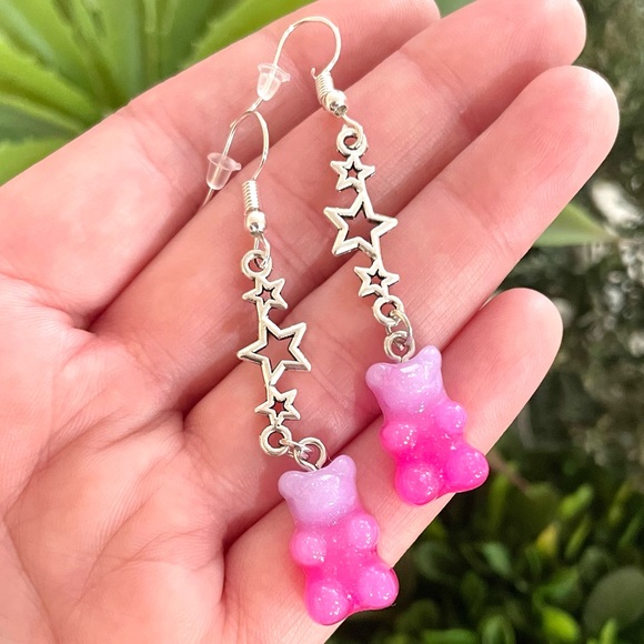 Star Gummy Bear Earrings - Picture 1 of 5